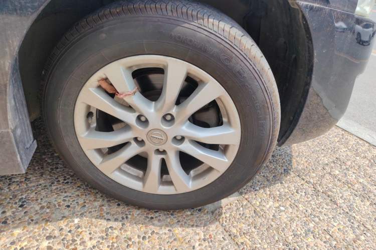 Used Nissan Teana 2013 2.0L XL Comfort Edition Right Front Wheel Hub