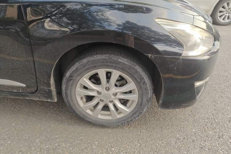 Used Nissan Teana 2013 2.0L XL Comfort Edition Right Front Wheel Hub