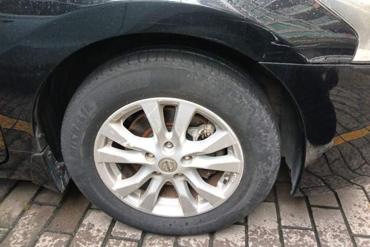 Used Nissan Teana 2013 2.0L XL Comfort Edition Right Front Wheel Hub