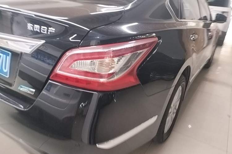 Used Nissan Teana 2013 2.0L XL Comfort Edition Right Rear Taillight