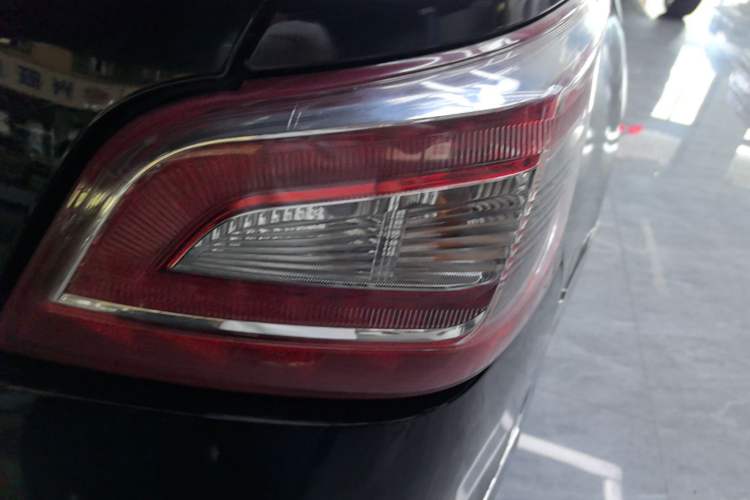 Used Nissan Teana 2013 2.0L XL Comfort Edition Right Rear Taillight