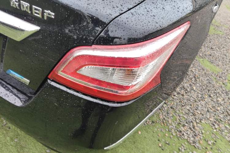 Used Nissan Teana 2013 2.0L XL Comfort Edition Right Rear Taillight