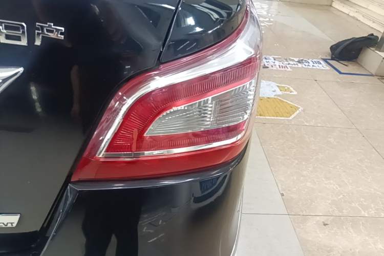 Used Nissan Teana 2013 2.0L XL Comfort Edition Right Rear Taillight