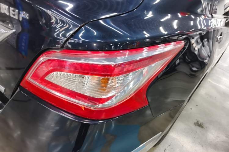 Used Nissan Teana 2013 2.0L XL Comfort Edition Right Rear Taillight