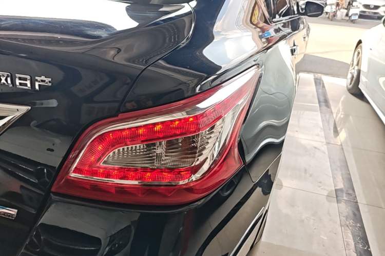 Used Nissan Teana 2013 2.0L XL Comfort Edition Right Rear Taillight