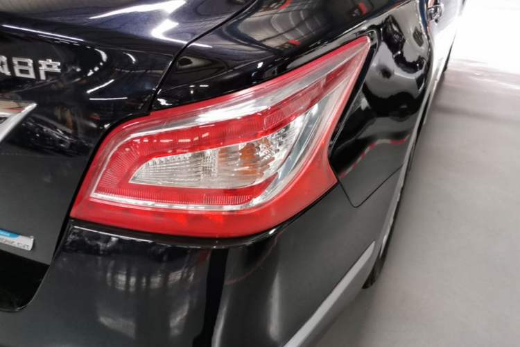 Used Nissan Teana 2013 2.0L XL Comfort Edition Right Rear Taillight