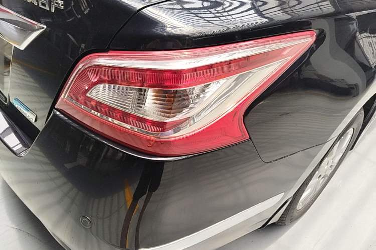 Used Nissan Teana 2013 2.5L XL Leading Edition Right Rear Taillight