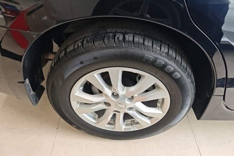 Used Nissan Teana 2013 2.0L XL Comfort Edition Right Rear Wheel Hub