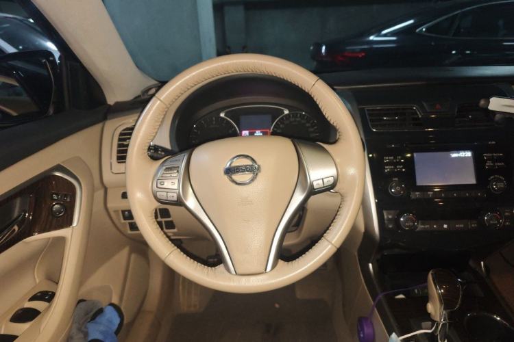 Used Nissan Teana 2013 2.0L XL Comfort Edition Steering Wheel