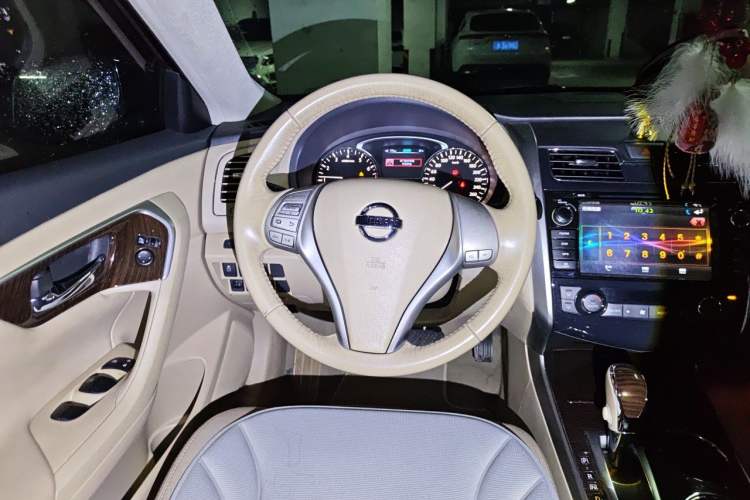 Used Nissan Teana 2013 2.0L XL-NAVI Smart Navigation Edition Steering Wheel