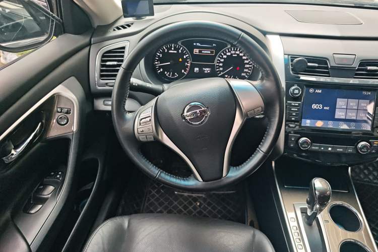Used Nissan Teana 2013 2.0L XL Comfort Edition Steering Wheel