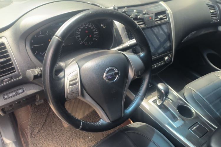 Used Nissan Teana 2013 2.0L XL Comfort Edition Steering Wheel