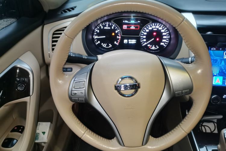 Used Nissan Teana 2013 2.0L XL Comfort Edition Steering Wheel