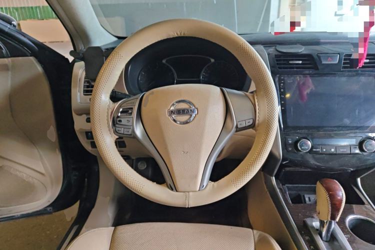 Used Nissan Teana 2013 2.0L XL Comfort Edition Steering Wheel