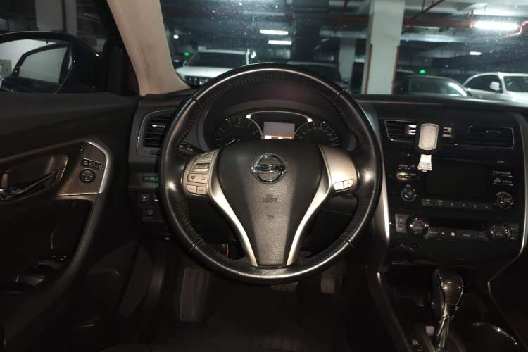 Used Nissan Teana 2013 2.0L XL Comfort Edition Steering Wheel