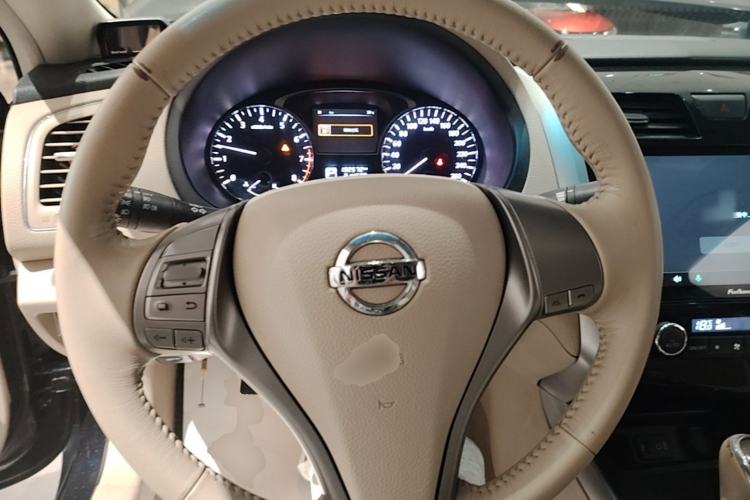 Used Nissan Teana 2013 2.0L XL Comfort Edition Steering Wheel