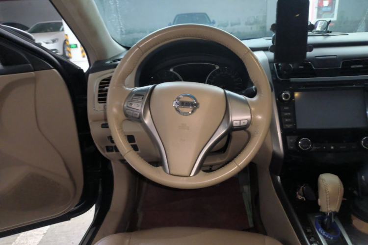 Used Nissan Teana 2013 2.0L XL Comfort Edition Steering Wheel