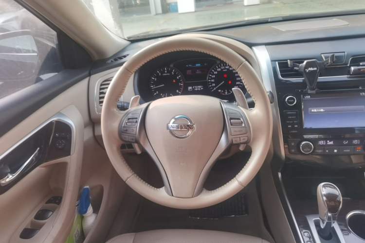 Used Nissan Teana 2013 2.5L XL-NAVI Luxury Edition Steering Wheel