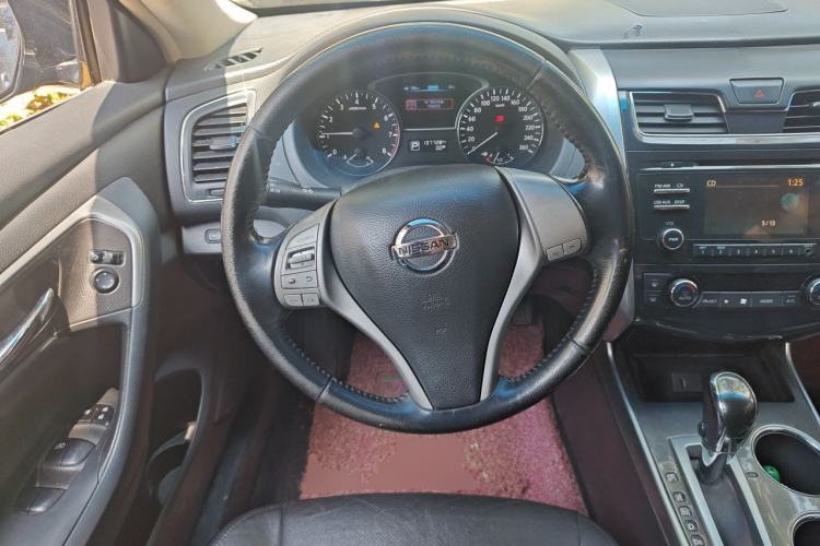 Used Nissan Teana 2013 2.0L XL Comfort Edition Steering Wheel