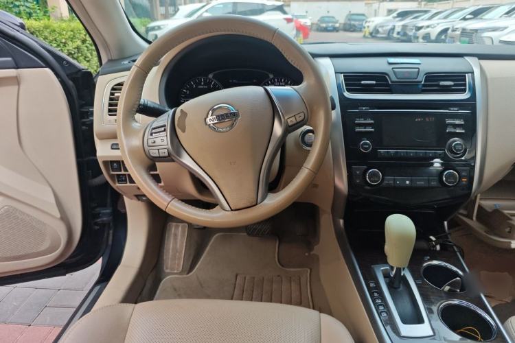 Used Nissan Teana 2013 2.0L XL Comfort Edition Steering Wheel