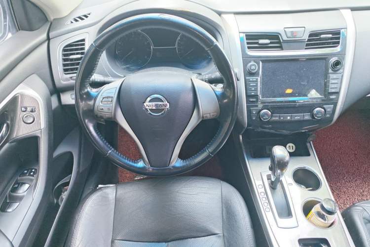 Used Nissan Teana 2013 2.0L XL Comfort Edition Steering Wheel