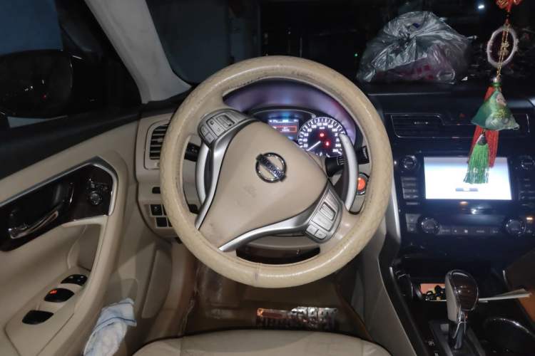 Used Nissan Teana 2013 2.5L XL-NAVI Luxury Edition Steering Wheel