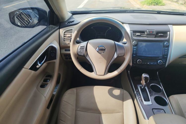 Used Nissan Teana 2013 2.0L XL Comfort Edition Steering Wheel