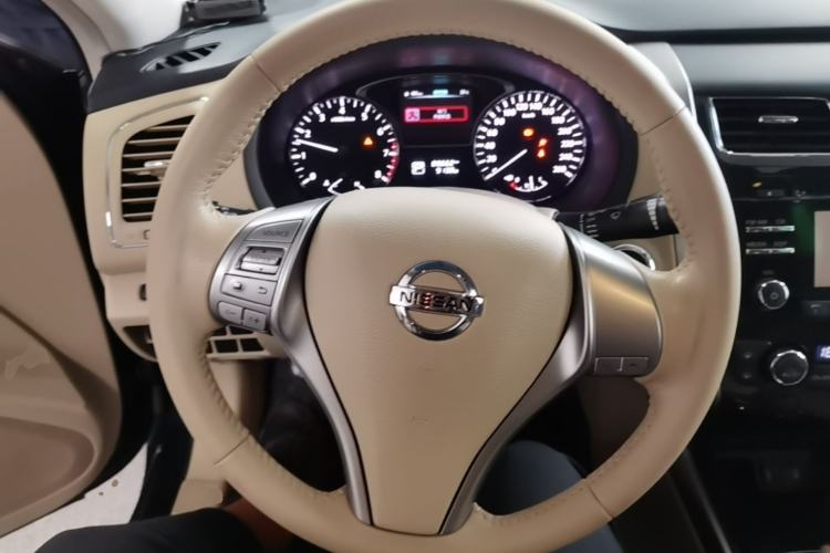 Used Nissan Teana 2013 2.0L XL Comfort Edition Steering Wheel