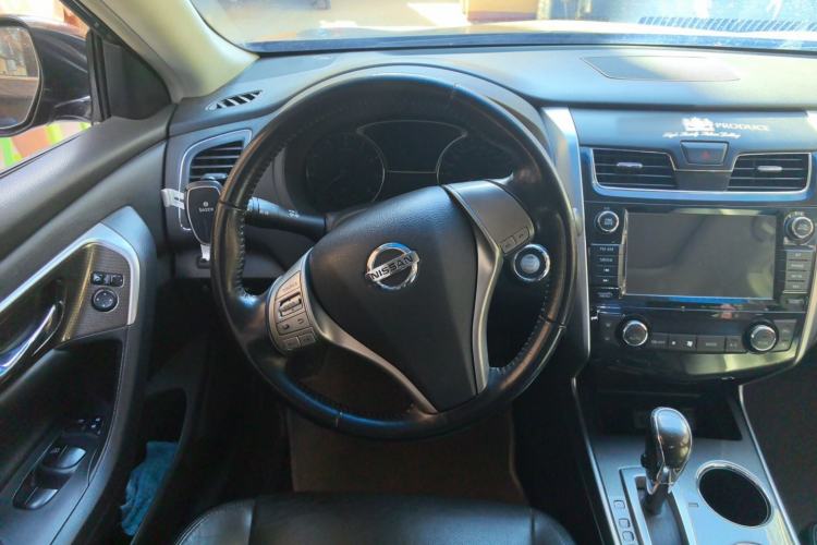 Used Nissan Teana 2013 2.0L XL Comfort Edition Steering Wheel