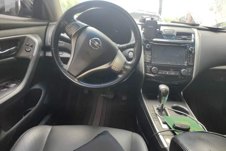 Used Nissan Teana 2013 2.0L XL Comfort Edition Steering Wheel