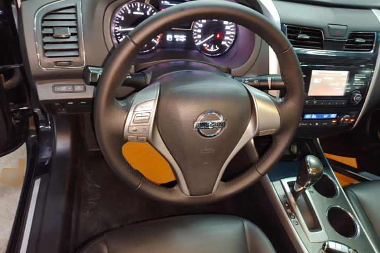Used Nissan Teana 2013 2.0L XL Comfort Edition Steering Wheel