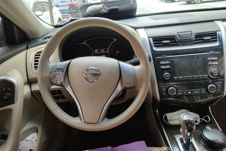 Used Nissan Teana 2013 2.0L XL Comfort Edition Steering Wheel