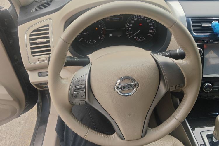 Used Nissan Teana 2013 2.0L XL Comfort Edition Steering Wheel
