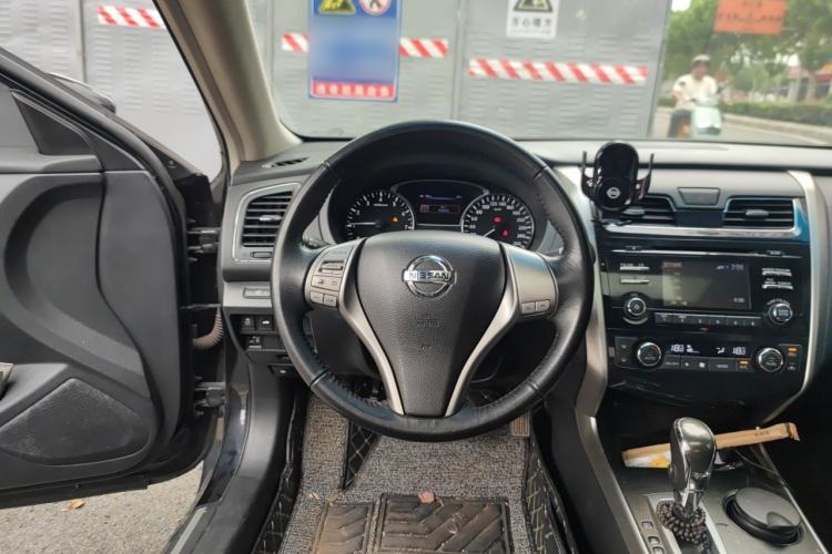 Used Nissan Teana 2013 2.0L XL Comfort Edition Steering Wheel