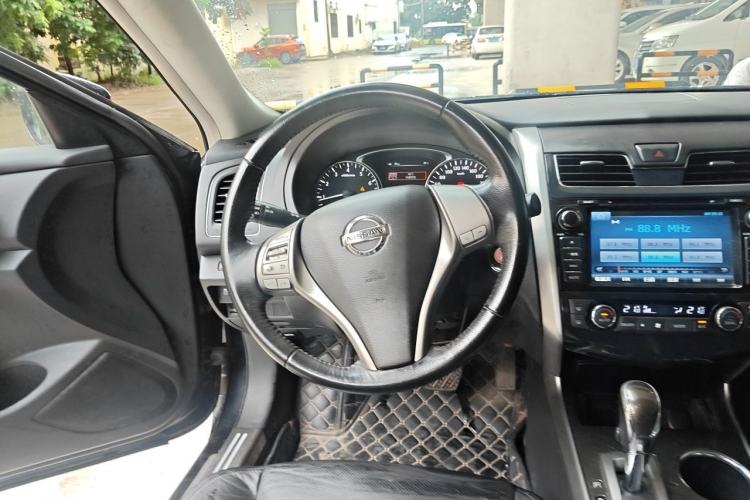 Used Nissan Teana 2013 2.0L XL Comfort Edition Steering Wheel
