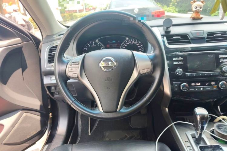 Used Nissan Teana 2013 2.0L XL Comfort Edition Steering Wheel