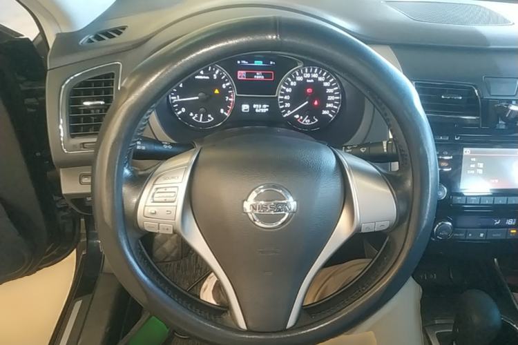 Used Nissan Teana 2013 2.0L XL Comfort Edition Steering Wheel