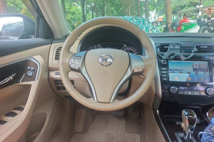 Used Nissan Teana 2013 2.0L XL Comfort Edition Steering Wheel