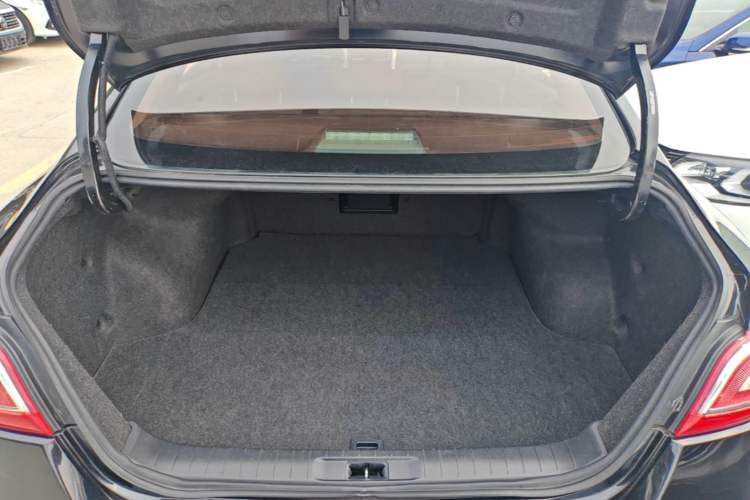 Used Nissan Teana 2013 2.0L XL Comfort Edition Trunk