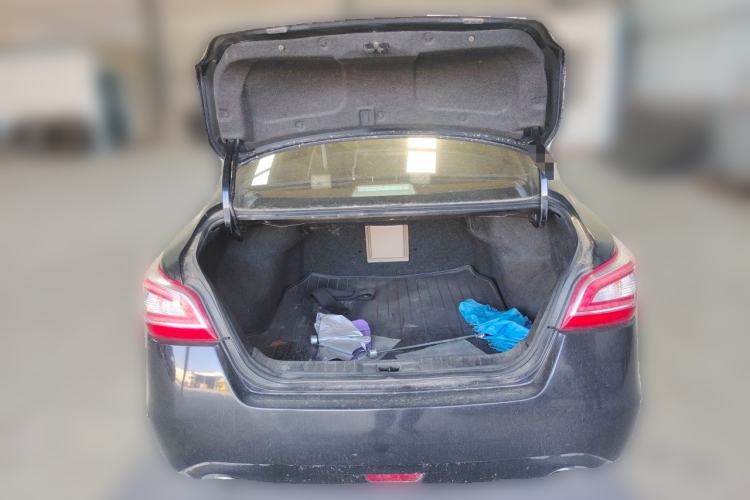 Used Nissan Teana 2013 2.0L XL Comfort Edition Trunk