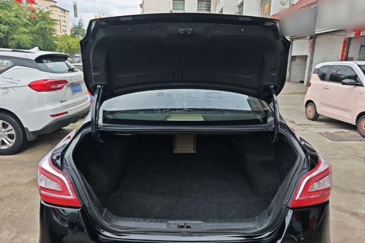 Used Nissan Teana 2013 2.0L XE Fashion Edition Trunk