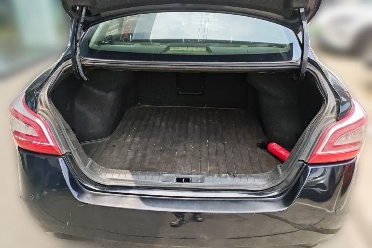 Used Nissan Teana 2013 2.5L XL Leading Edition Trunk