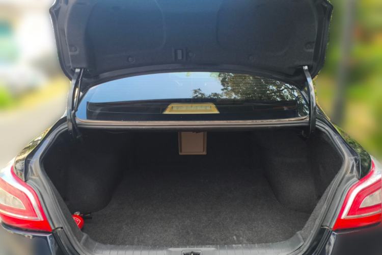 Used Nissan Teana 2013 2.5L XL Leading Edition Trunk