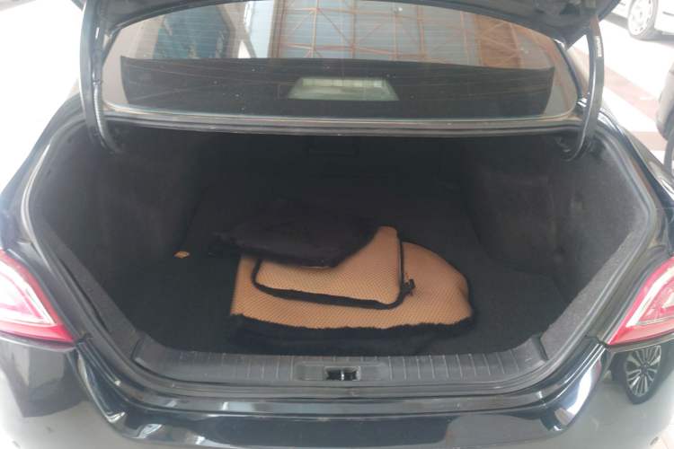 Used Nissan Teana 2013 2.0L XL Comfort Edition Trunk