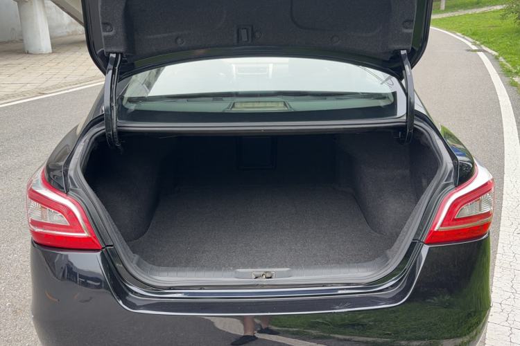 Used Nissan Teana 2013 2.0L XL Comfort Edition Trunk
