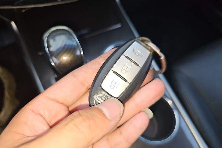 Used Nissan Teana 2013 2.0L XL Comfort Edition Vehicle Key
