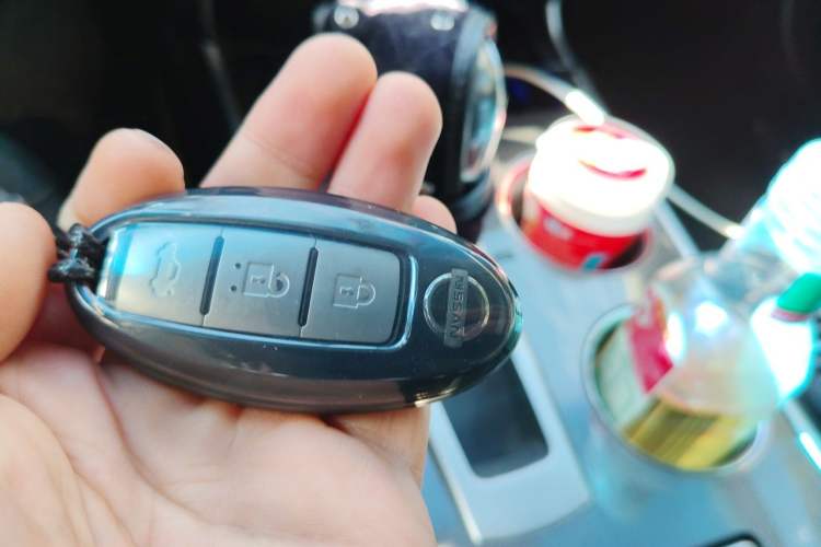 Used Nissan Teana 2013 2.0L XL Comfort Edition Vehicle Key