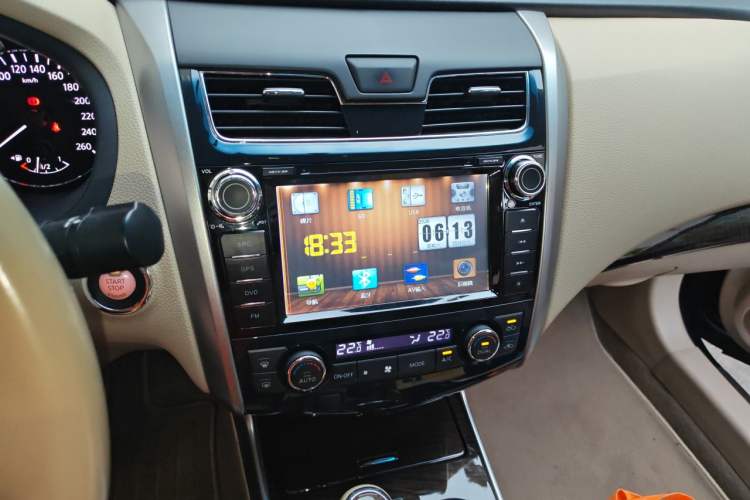 Used Nissan Teana 2013 2.0L XL Comfort Edition Audio And AC Panel