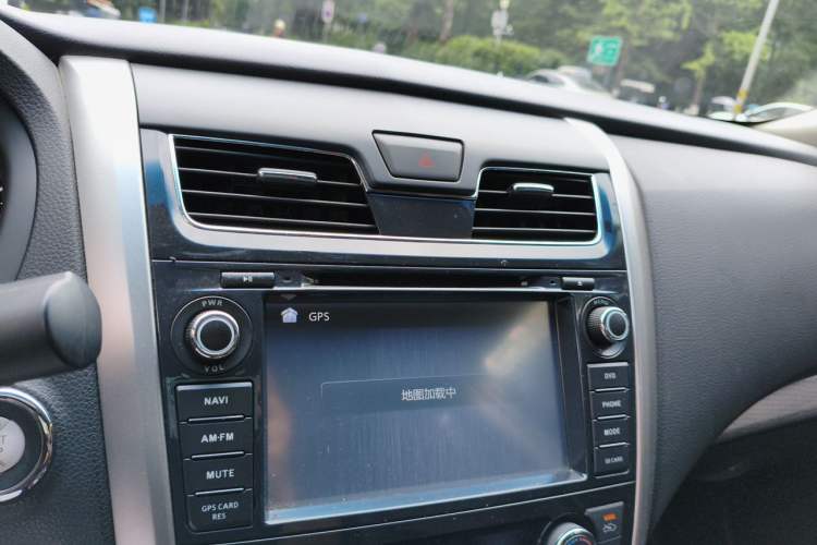 Used Nissan Teana 2013 2.5L XL Leading Edition Audio And AC Panel