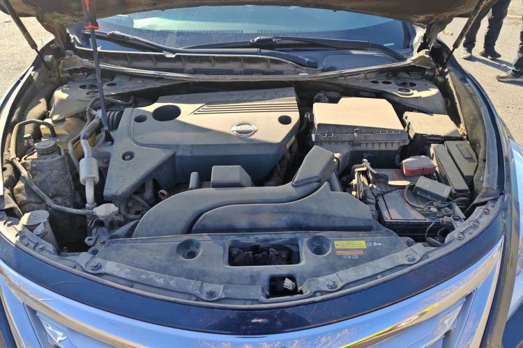 Used Nissan Teana 2013 2.5L XL-Upper NAVI Tech Deluxe Edition Engine Bay